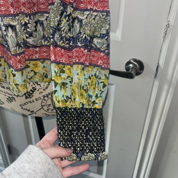 Alice + Olivia Printed Tie Neck Silk Blend Blouse - Picture 4 of 11